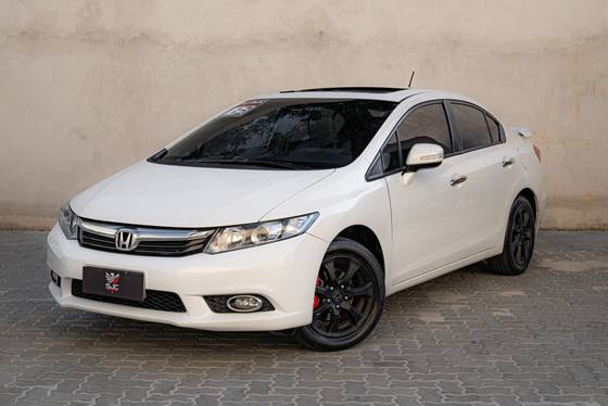HONDA CIVIC 1.8 LXS 16V FLEX 4P AUTOMÁTICO